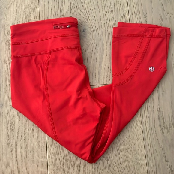 Lululemon pants! Excellent condition! - Picture 1 of 4